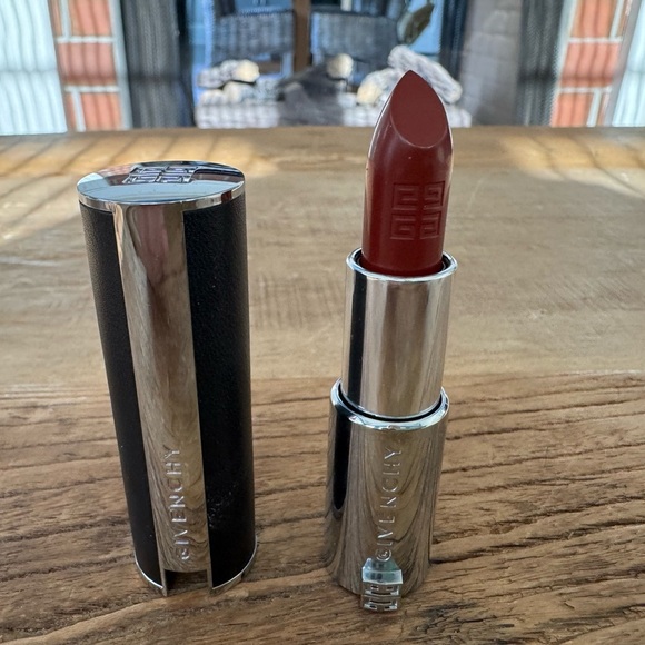 NEW Givenchy Le Rouge Interdit Intense Silk ~ Rouge Erable (117) - Picture 8 of 9